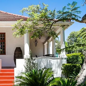 5 Camp Street & Self-catering Appartement Le Cap